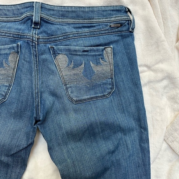 Diesel Lowky Italian Denim Jeans Straight Leg Metallic Embroidered Size W28 L32 - Picture 6 of 15